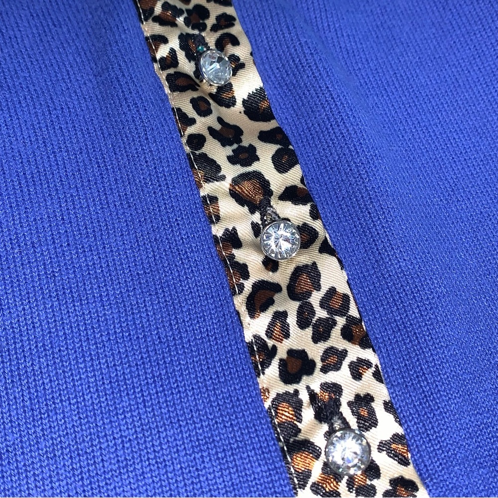 Quacker Factory Royal Blue Leopard Collar Women's Top Size 2X Casual Comfort - Picture 8 of 10